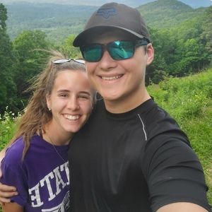 Meet your Posher, Adrianna